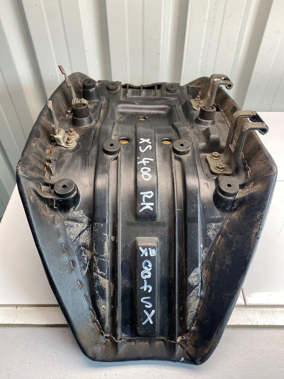 Yamaha XS250 XS400 RK Seat & Latches 17E-W2472-01