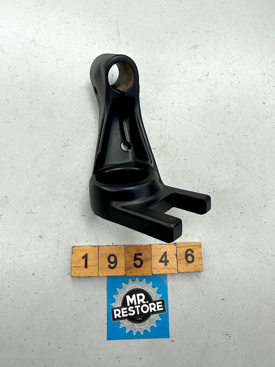Kawasaki GT550 GT750 R/H OEM Handlebar Holder - Repainted 46012-1029