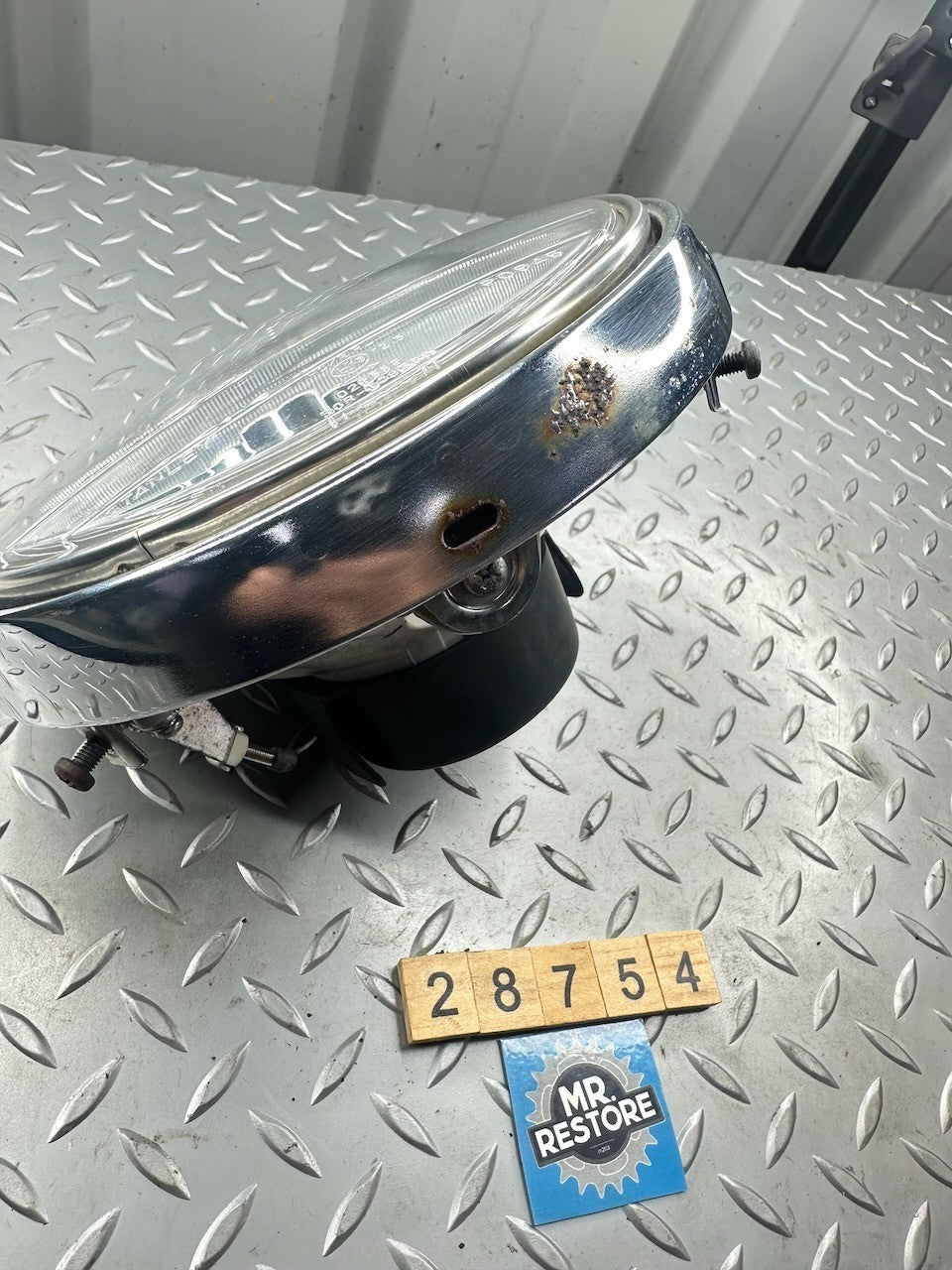 Honda CB1300 CB1100 CB900 CBF250 VTR250 OEM Headlight 33100-MCC-611