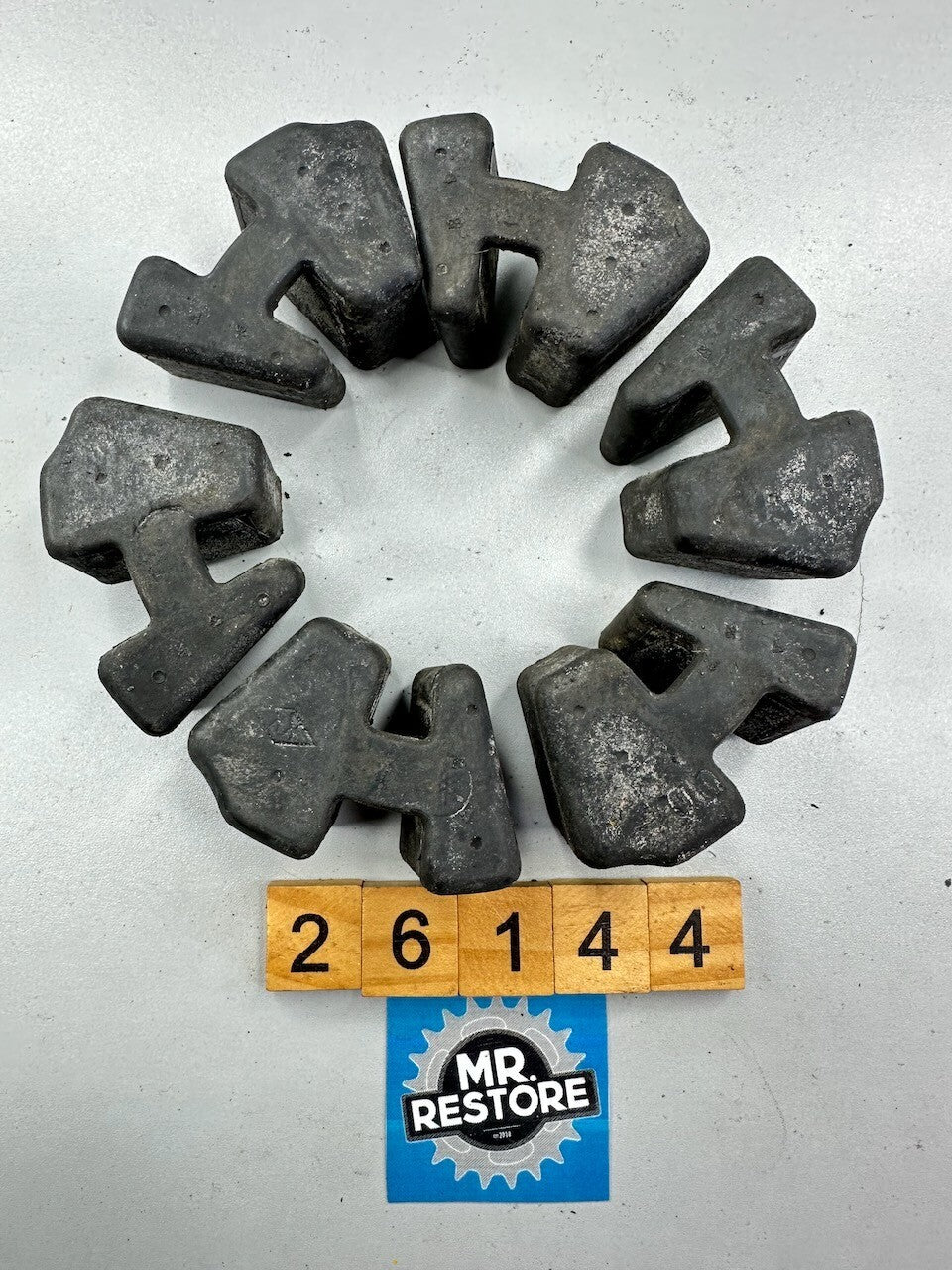 Yamaha XT500 1976-89 DT400 OEM Rear Wheel Cush Rubbers Set x 6  - 1E6-25364