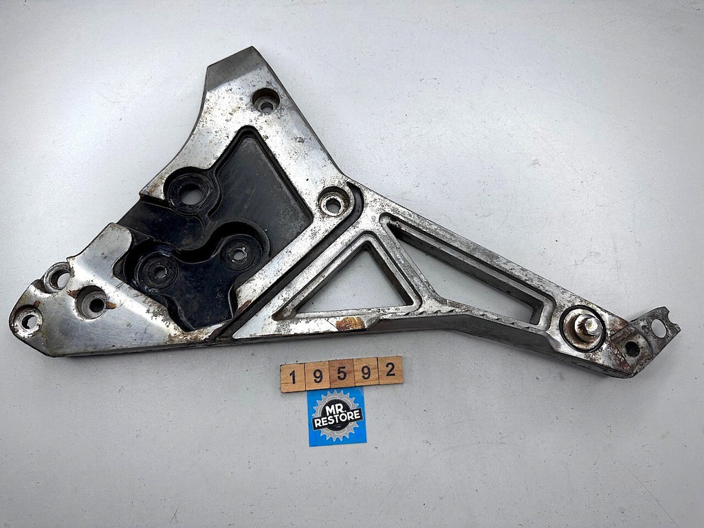Yamaha FJ1200 FJ1100 L/H Foot Rest Peg Bracket 36Y-27442