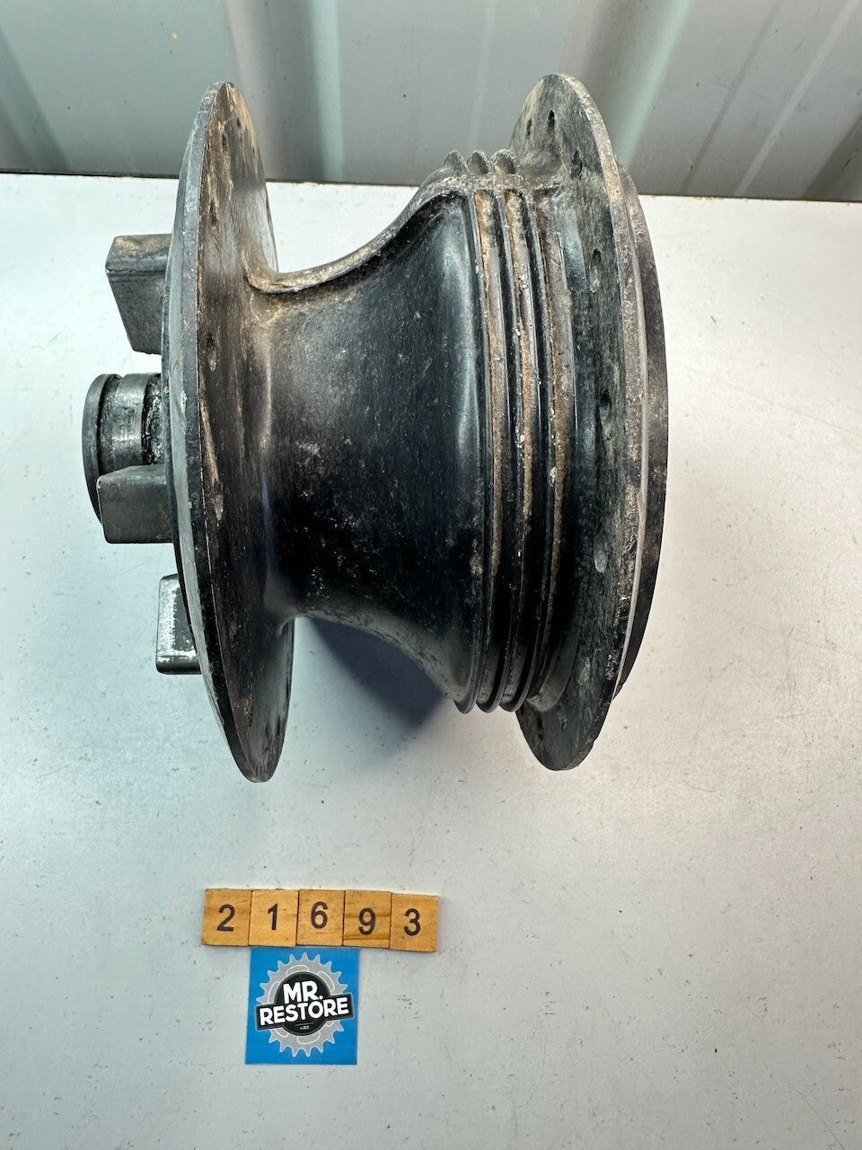 Yamaha XT500 1976-89 DT400 E D OEM Rear Wheel Hub 1E6-25311-00-98