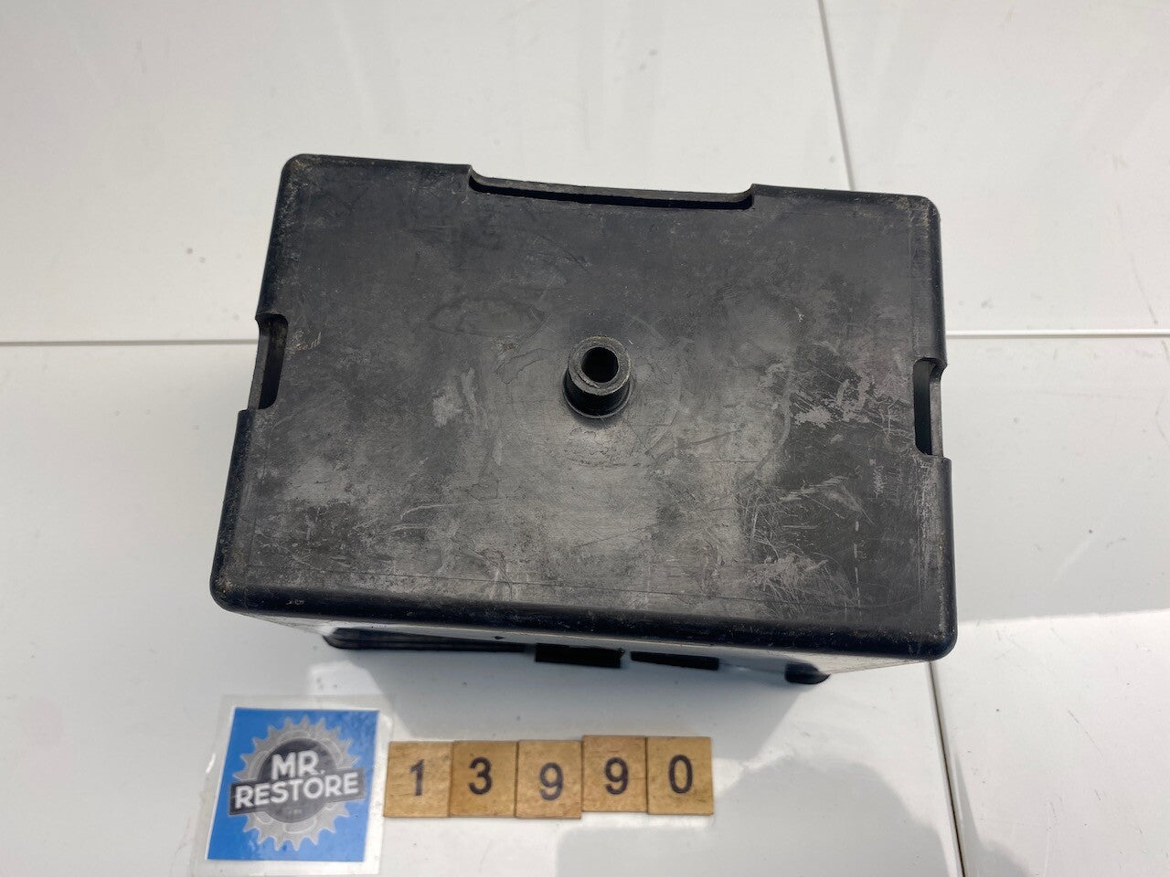 Yamaha FZR250 Battery Holder Box 1HX-2177G