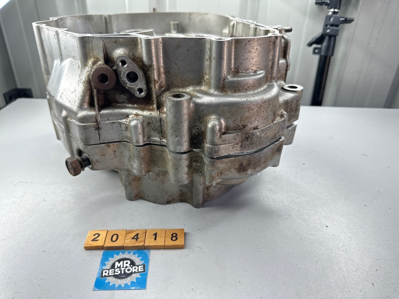 Suzuki DR350 '90-96' DR250 '90-94' Crankcases 11301-14882