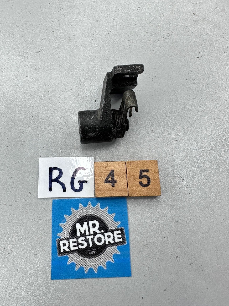 Suzuki RG500 GS500 GSX750 TS50 Fuel Tank Lock (no key) 95700-13600