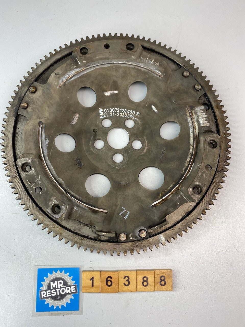 BMW R1100 R850 259 Clutch Housing Flywheel 21 21 2 330 385