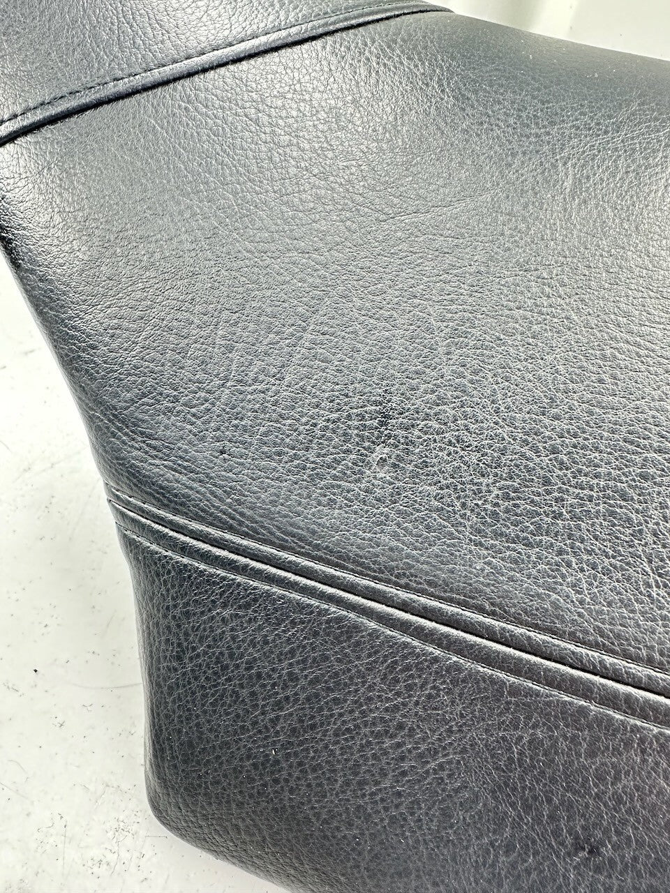 Yamaha V-Max 1200 VMX12 '85' Riders Seat