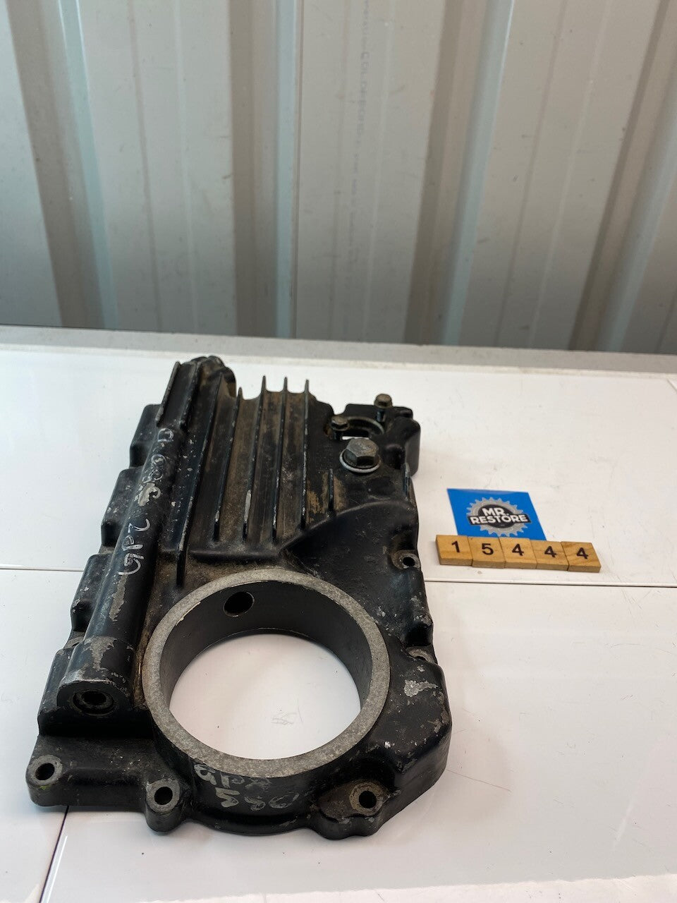 Kawasaki ZX400 GPZ550 GT550 Oil Pan Sump Cover 49034-1081