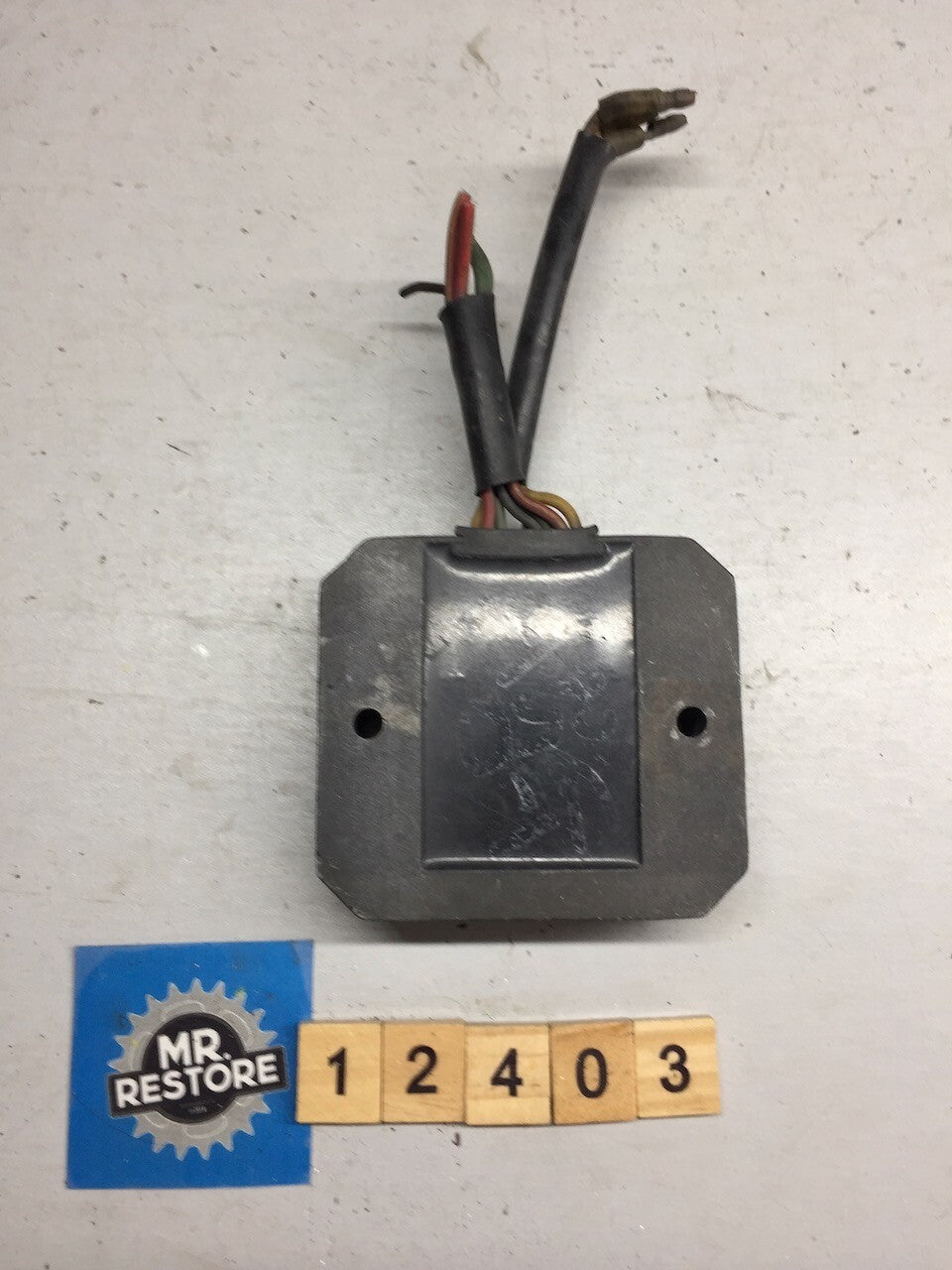 Honda VT250 Regulator Rectifier OEM SH538-12