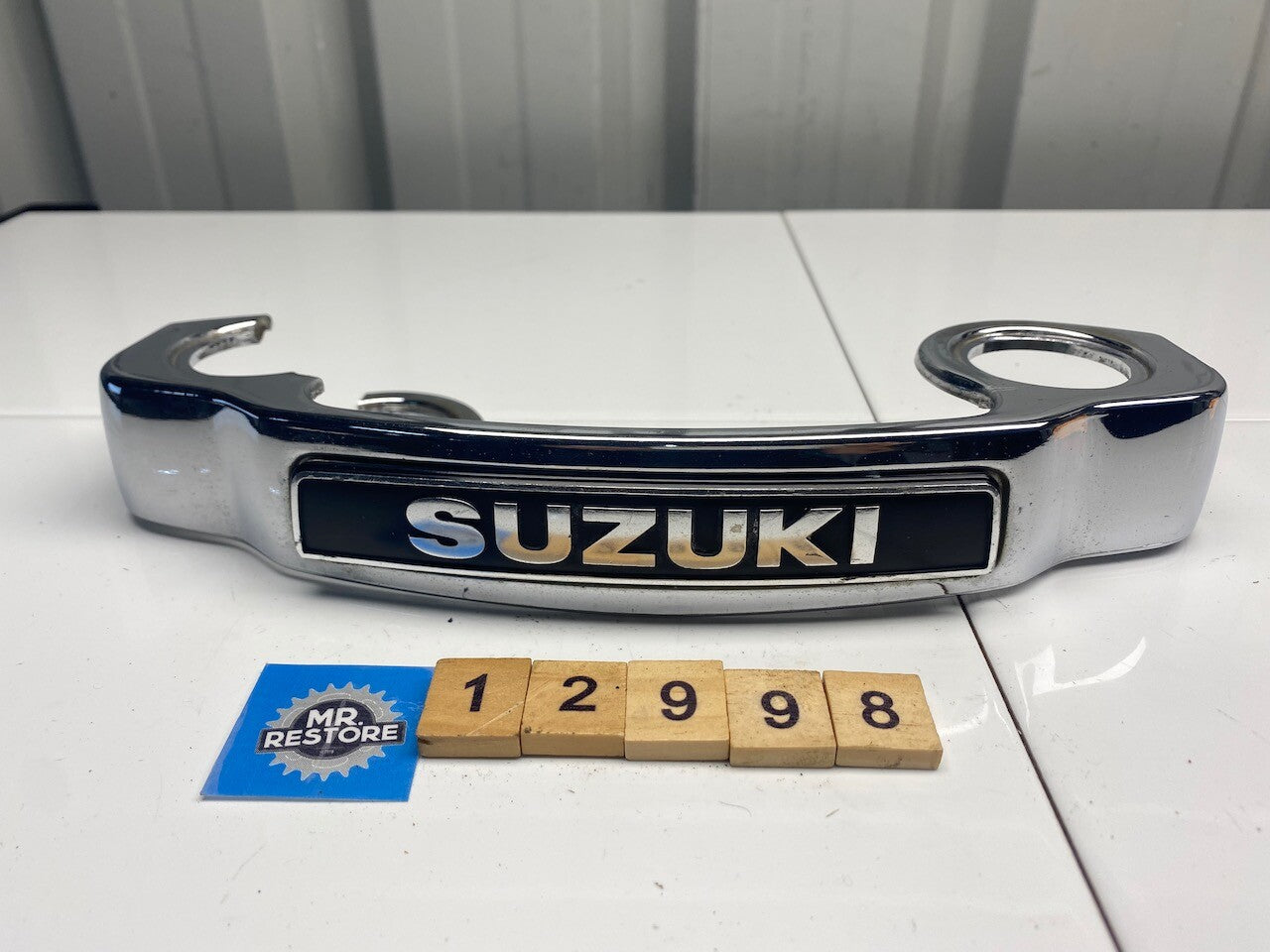 Suzuki GR650 Tempter Fork Cover Emblem Badge