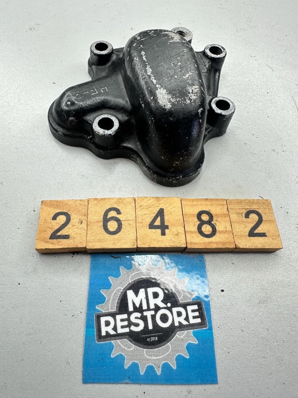 Honda CR250 R CR125 R Water Pump Impeller Cover 19221-KA3-700