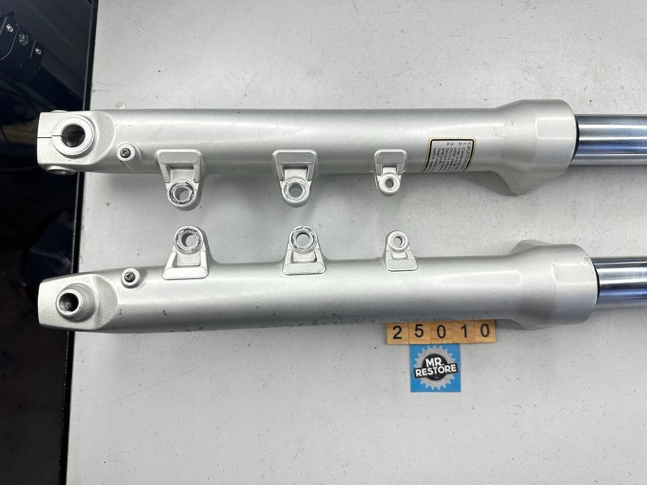 Yamaha V-Max 1200 VMX12 Forks 1985-1992 (Straight & Rebuilt)