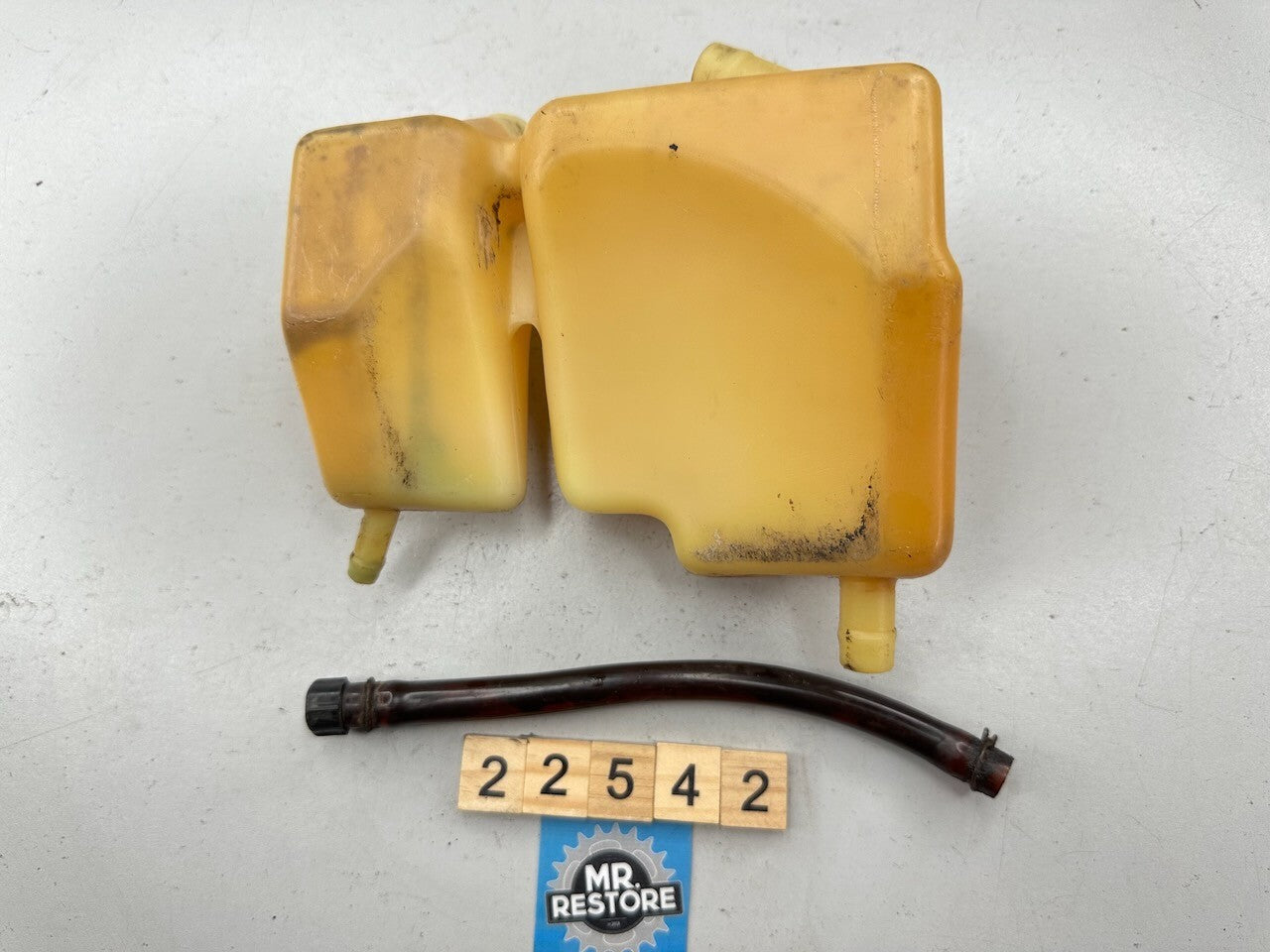 Honda VF750 VF700 Water Coolant Tank & Hose 17551-MB2
