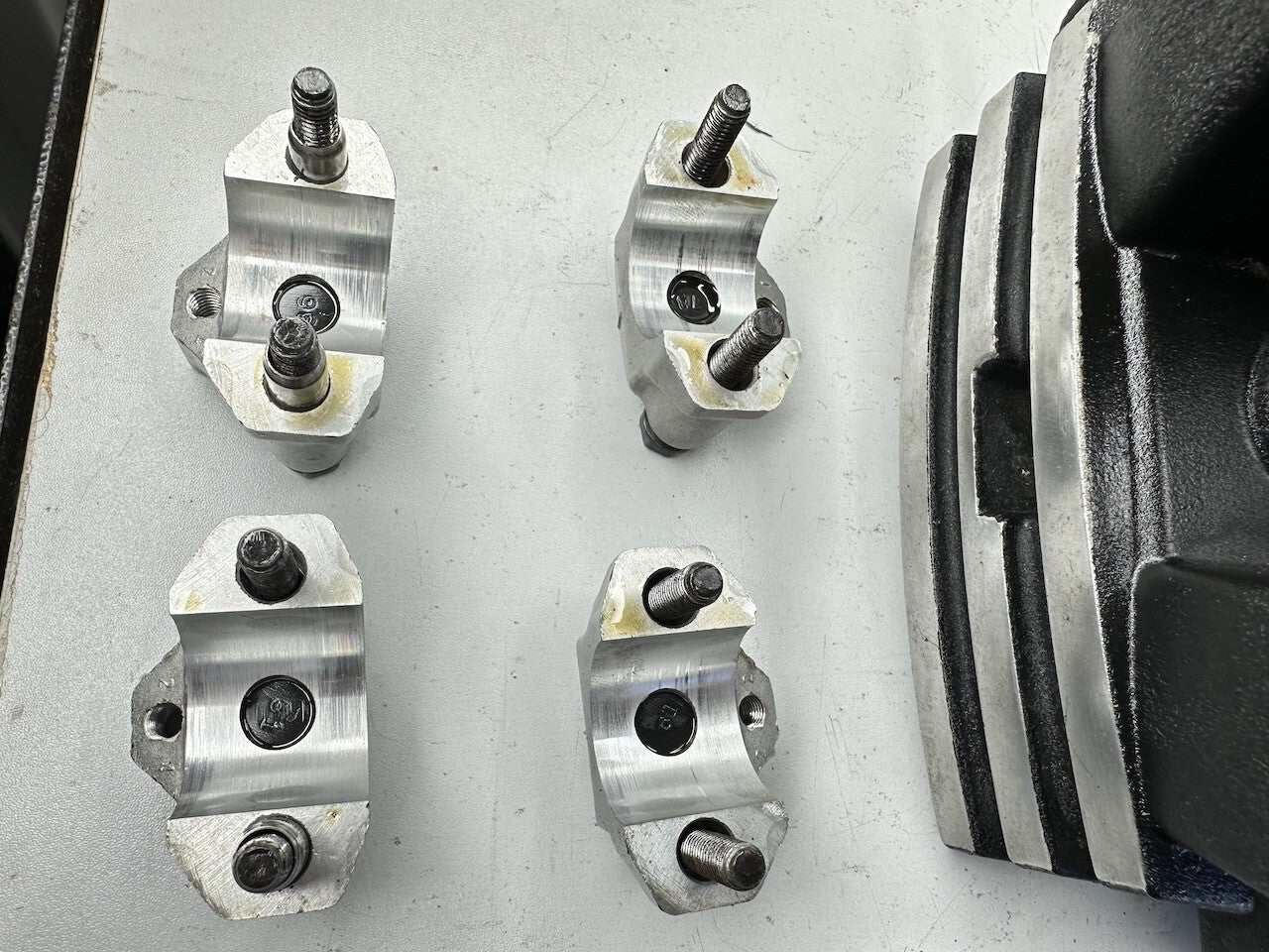 Yamaha V-Max 1200 VMX12 '85-94' Cylinder Head Rear (Fully Functional) 1FK-11101