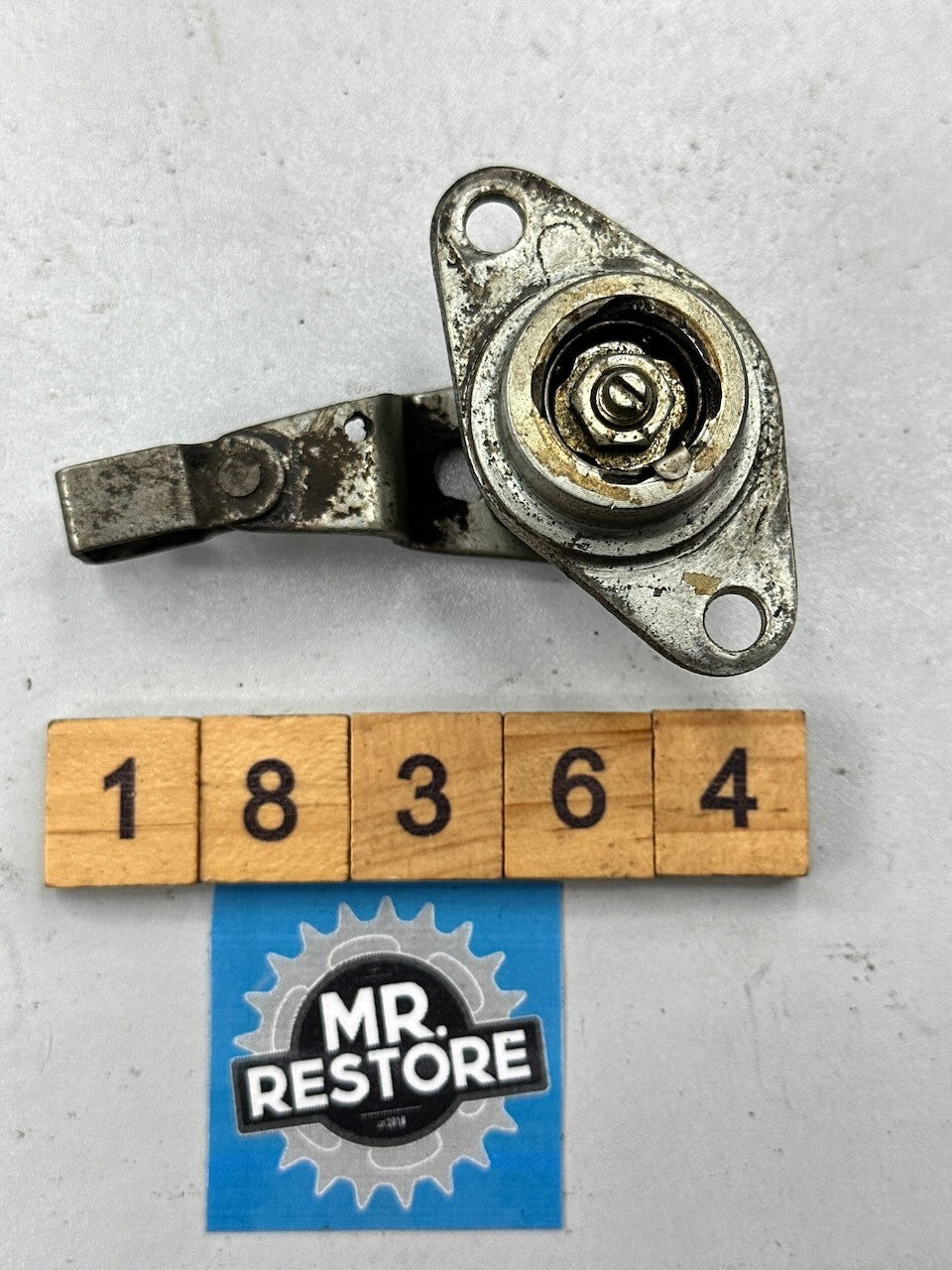 Suzuki GR650 1983-84 Clutch Release Screw Assy. 23200-33400