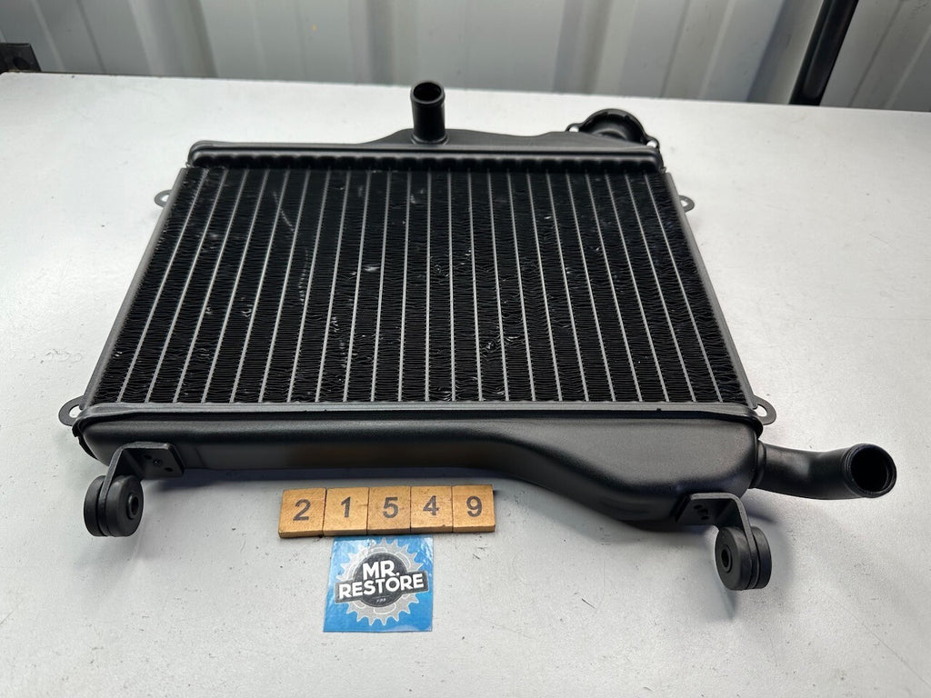 Yamaha TZR250 1KT 2MA Radiator Assy. & Cap 1KT-12460