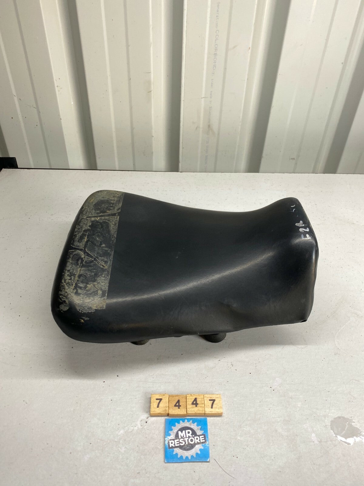 Yamaha FZR250 2KR 3HX Riders Pilot Seat 2KR-24710 - 3HX-24710