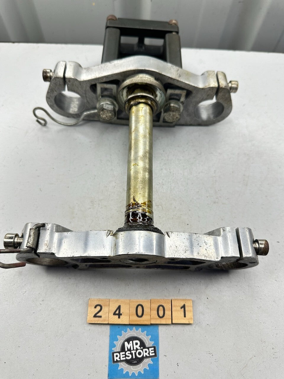Thumpstar Hunge 10 110 Pit Bike - Triple Tree Fork Clamp