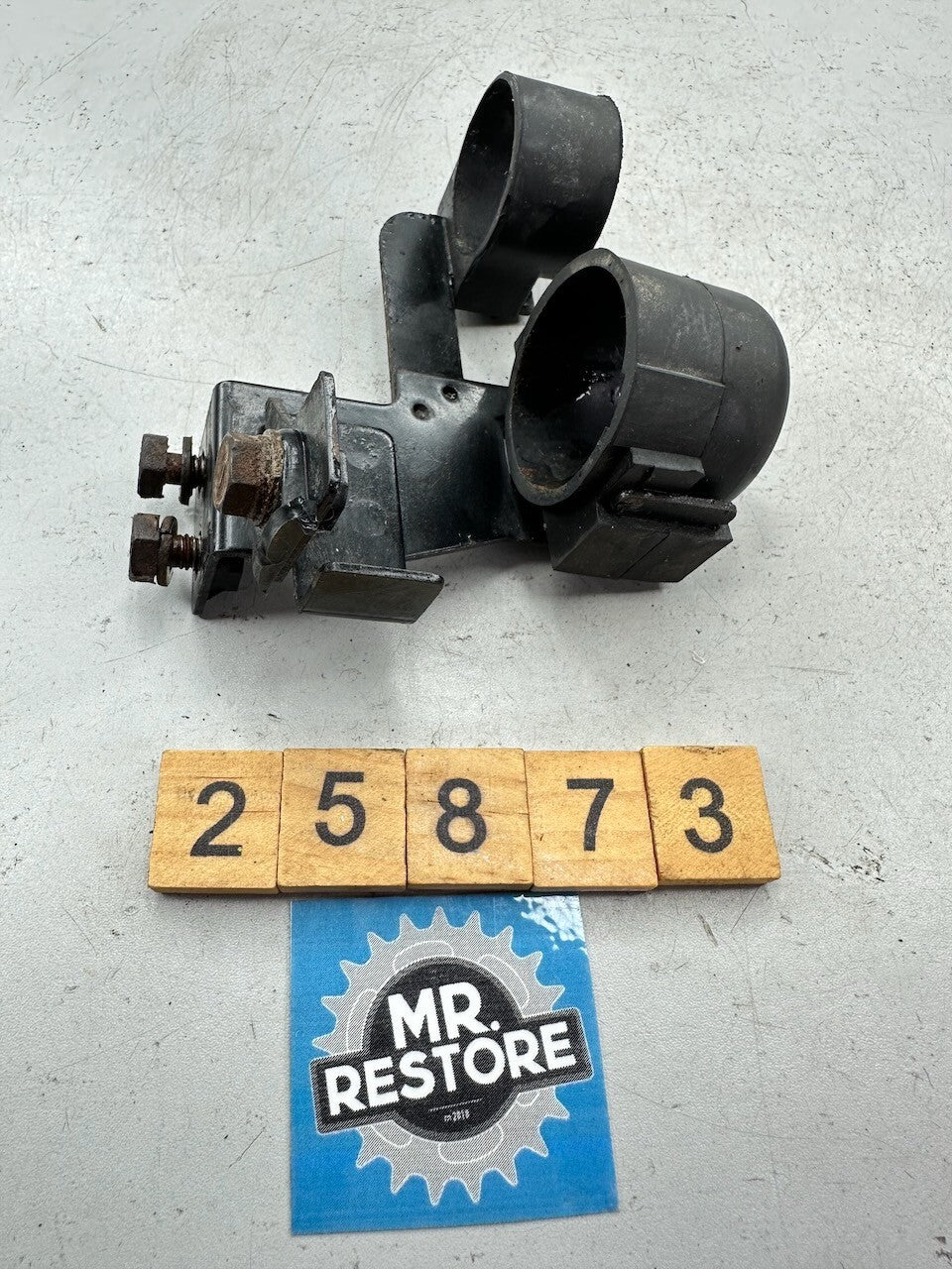 Kawasaki Z1300 KZ1300 Starter Solenoid Bracket 11034-1316