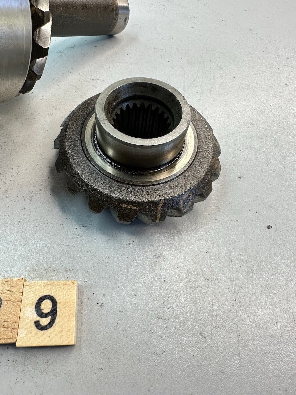 Yamaha XJ900S Diversion 1995-02 Middle Drive Gear & Joint Yoke