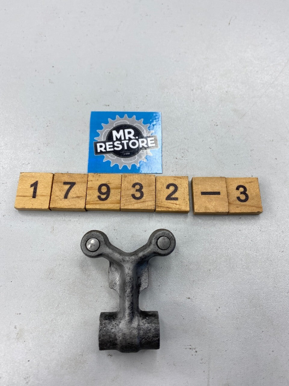 Honda VF750 VF700 Valve Rocker Arm 14611-MB0