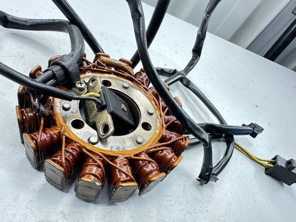 Kawasaki ZZR250 EX250 GPX250 EL250 KLE250 Stator & Pickup Coil 21003-1154