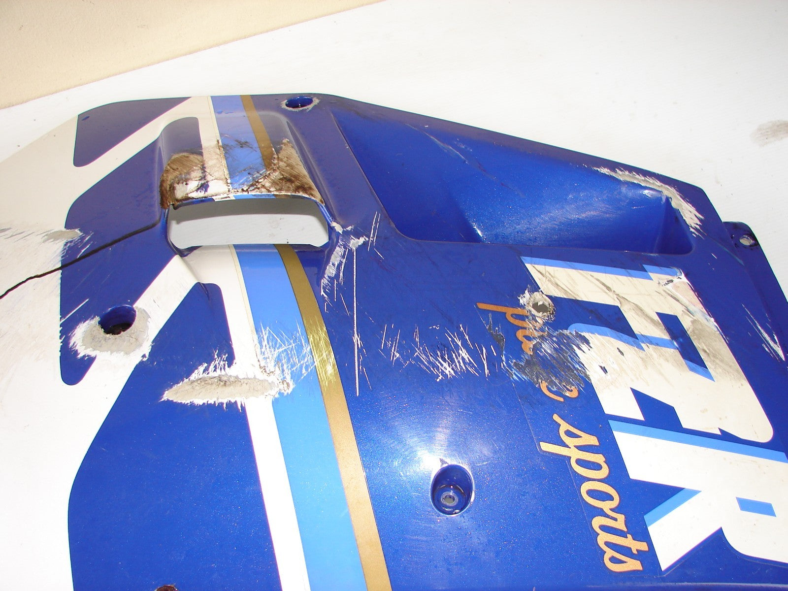 YAMAHA FZR1000 T RH FAIRING PANEL NA60112-123 OEM