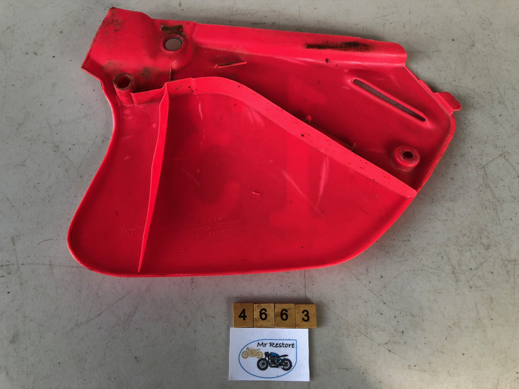 Honda CR CR250 CR125 1995 Left Side Cover 83610-KZ3-600