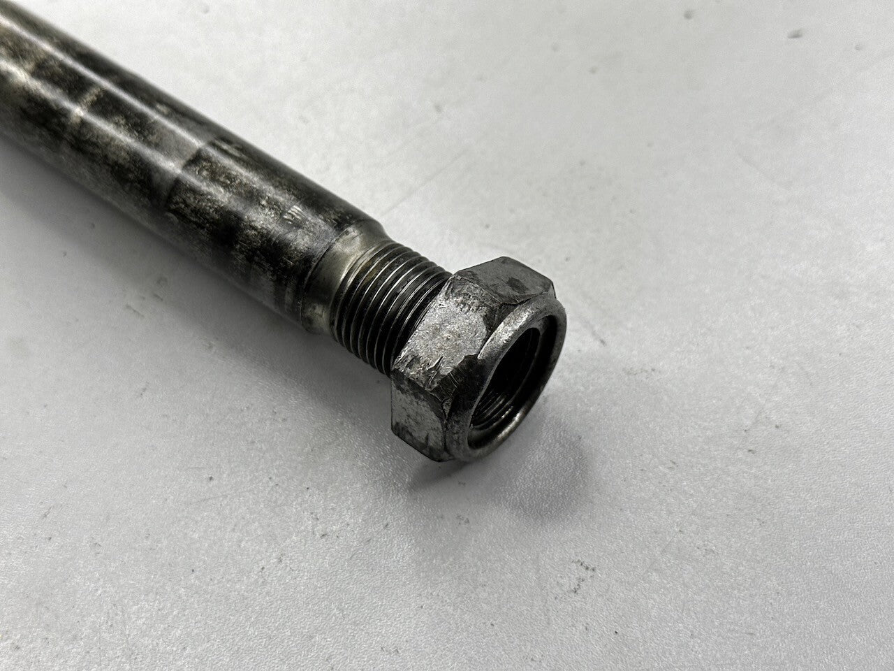 Yamaha TRX850 YZF1000R XJR1300 XJR1200 Rear Wheel Axle Pivot Shaft 3GM-22141-01