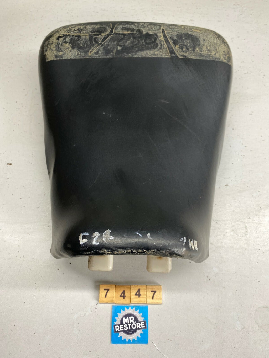 Yamaha FZR250 2KR 3HX Riders Pilot Seat 2KR-24710 - 3HX-24710