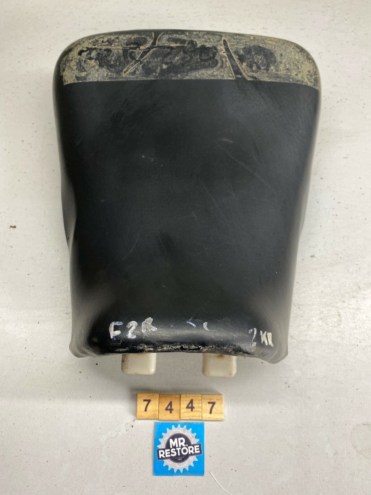 Yamaha FZR250 2KR 3HX Riders Pilot Seat 2KR-24710 - 3HX-24710
