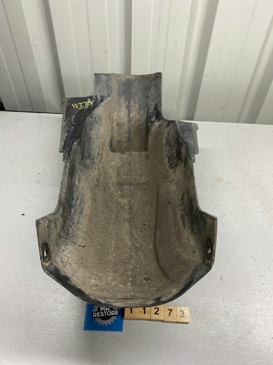 Kawasaki GPZ900R ZX900 GPZ750R Rear Fender Under Guard