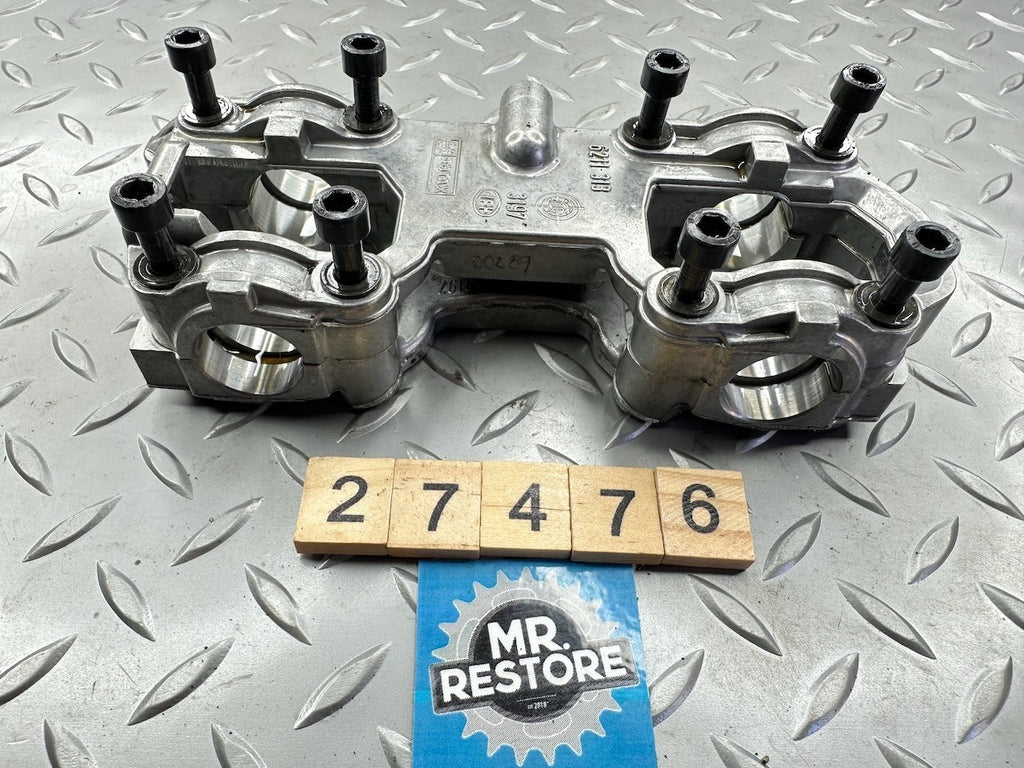 BMW F650GS '99-07' F650CS Cam Shaft Supporting Brackets 11127652868  6211323