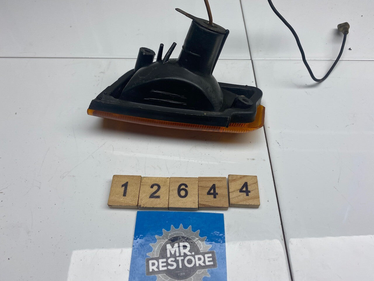 Yamaha Jog Suzuki AE50 R/H Indicator OEM with Original Stanley lens