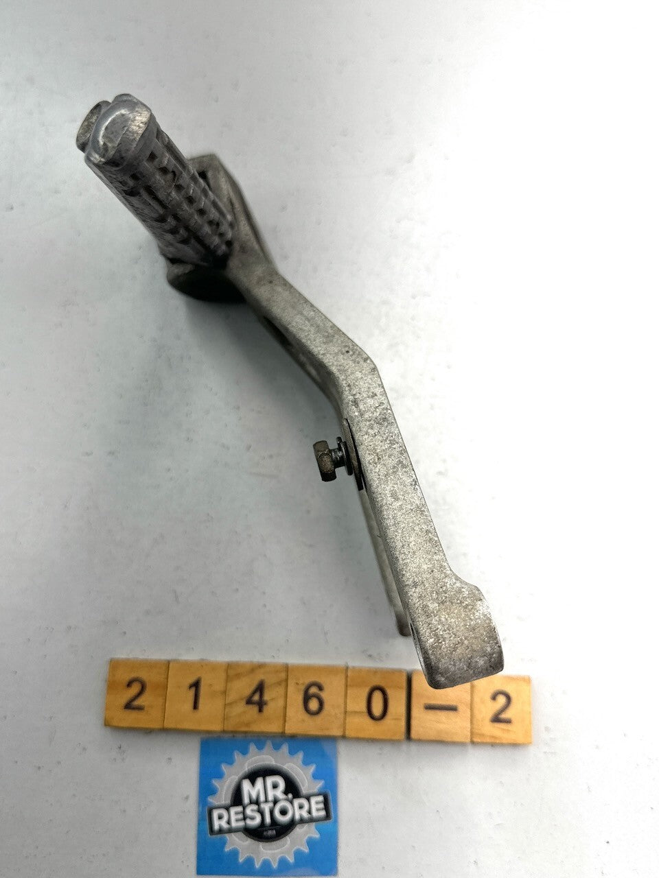 Yamaha TZR250 1KT 2MA Right Pillion Bracket & Footrest 1KT-2742L  1HX-27441