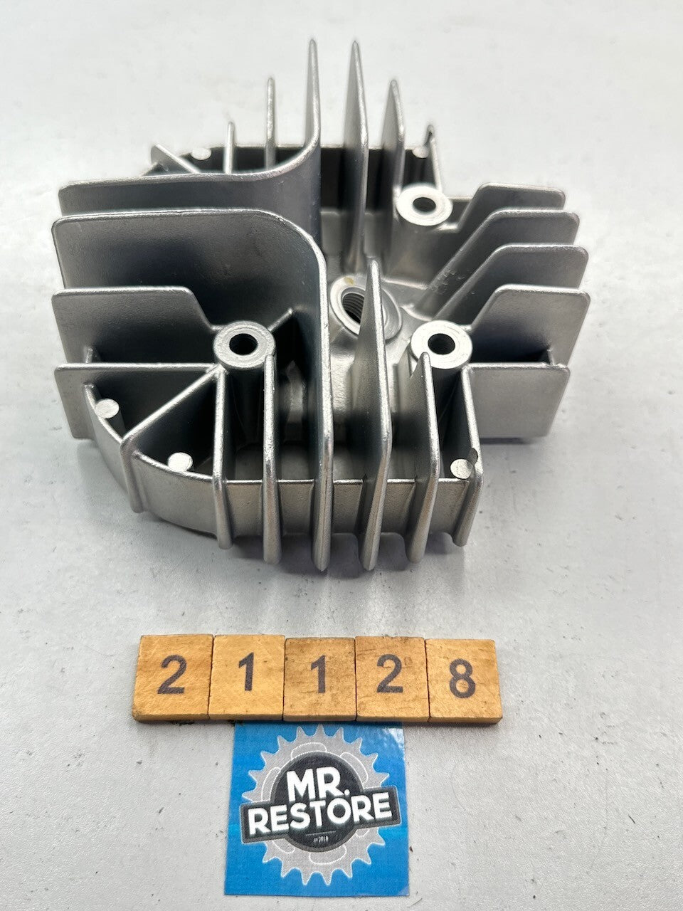 Yamaha V90T V90 T 1984 Cylinder Head