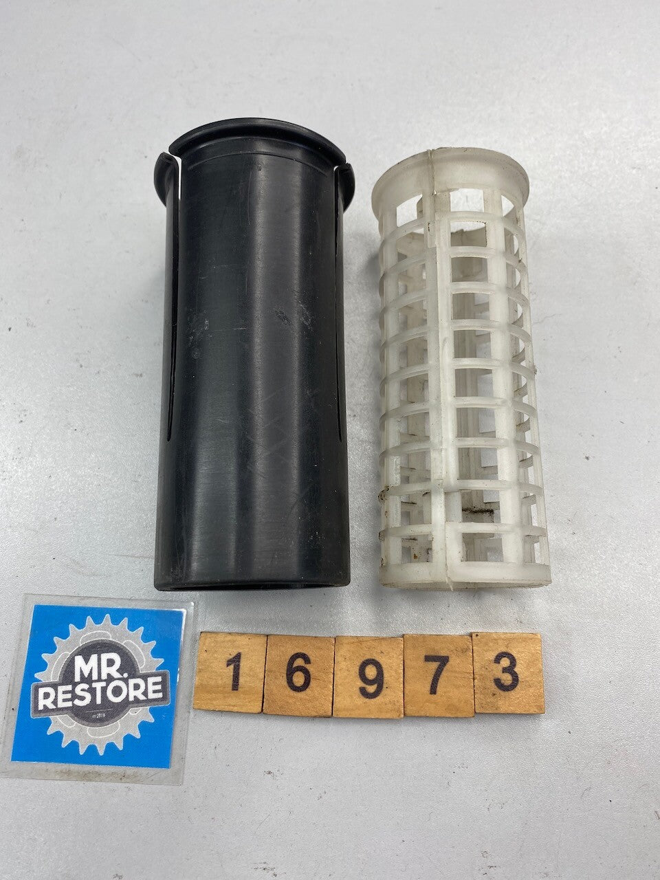 Triumph Daytona Tiger Speed Triple 900 Canister Intake Silencer & Assy. 2200009 