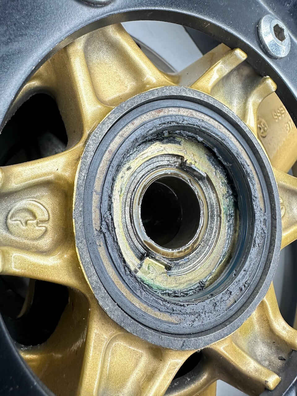 Triumph Speed Triple T300 - 17 x 3.50 Front Wheel in VGC
