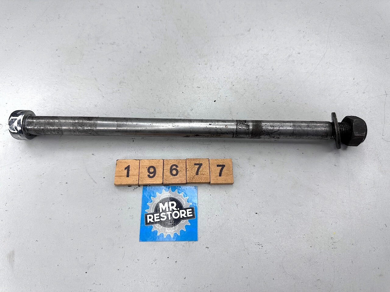 Yamaha FJ1200 FJ1100 Front Wheel Axle 36Y-25181