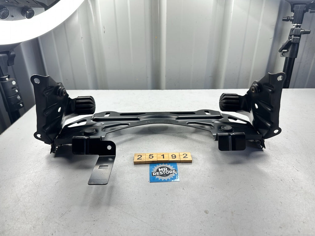 BMW K1300R Front Fuel Tank Bracket, Sides & Rubbers 16117719043
