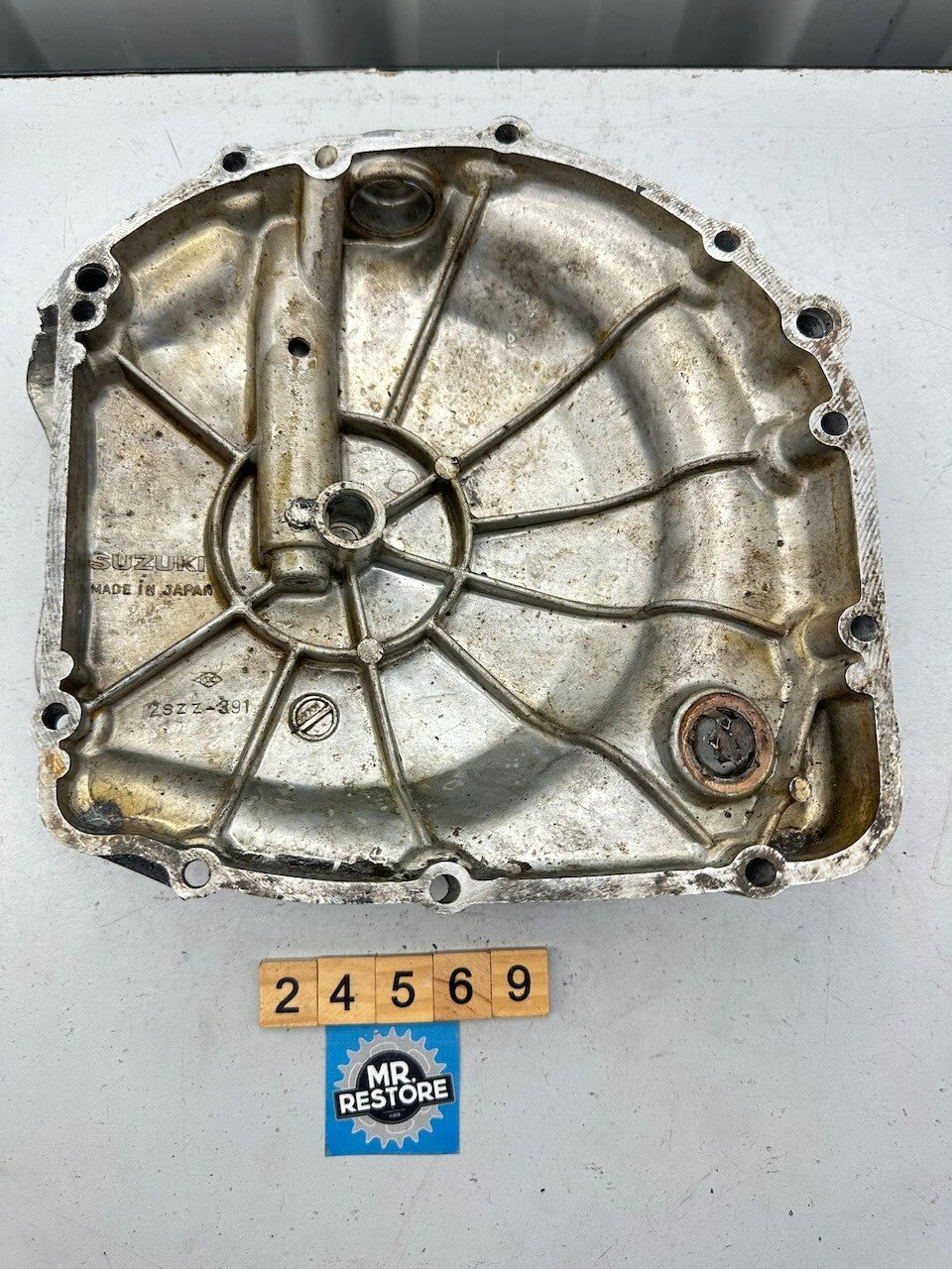 Suzuki GS1100 GS1000 GS850 Clutch Cover & Clutch Pinion
