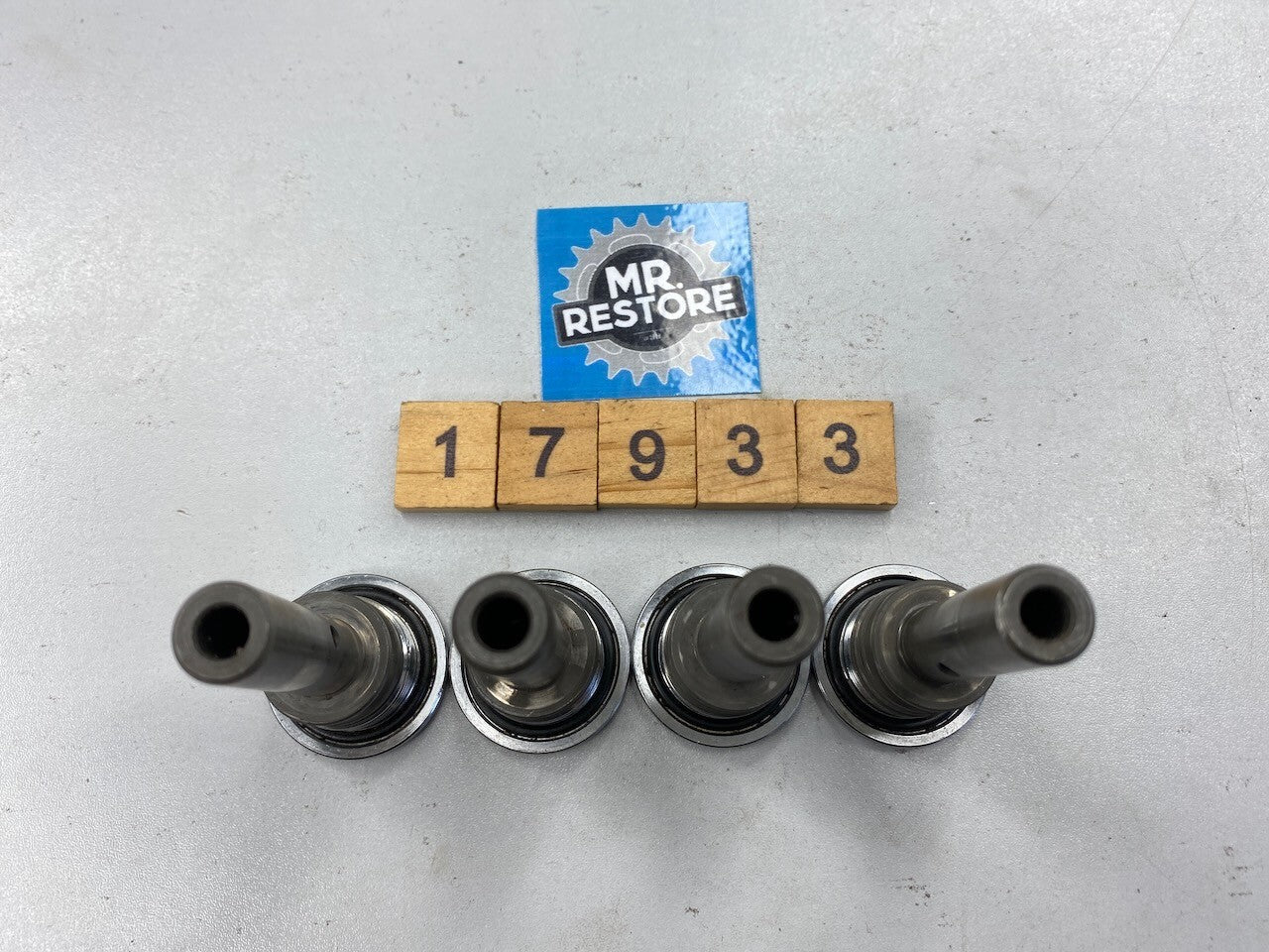Honda VF1100 VF1000 VF750 VF700 VF500 Rocker Arm Shaft x 4 - 14631-KE8-000