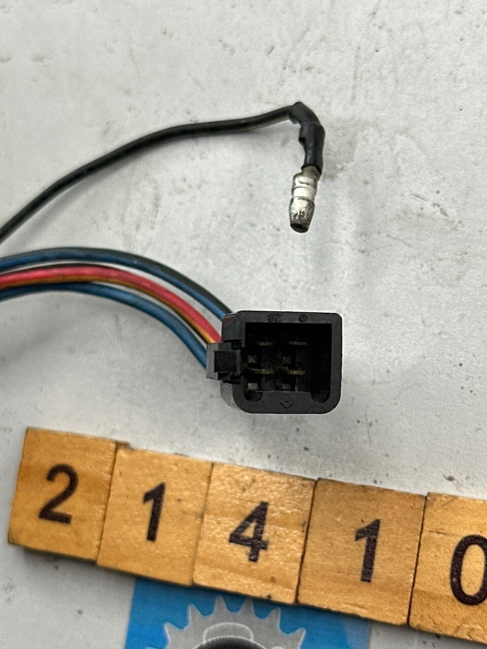 Yamaha TZR250 1KT 2MA SDR200 R/H Handlebar Switch 1KT-83975