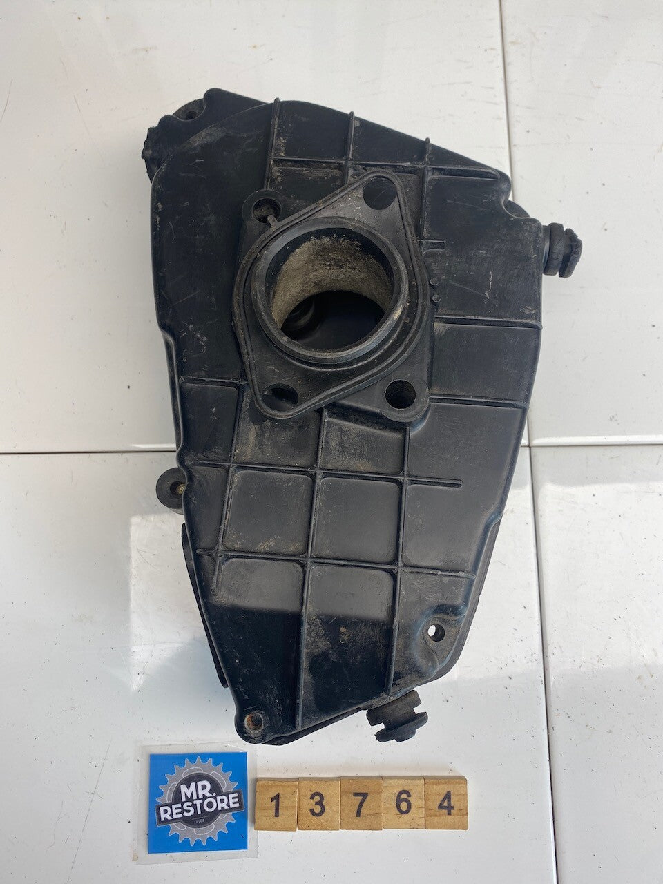 Yamaha XV750 Virago 4X7 Air Cleaner Box & Duct