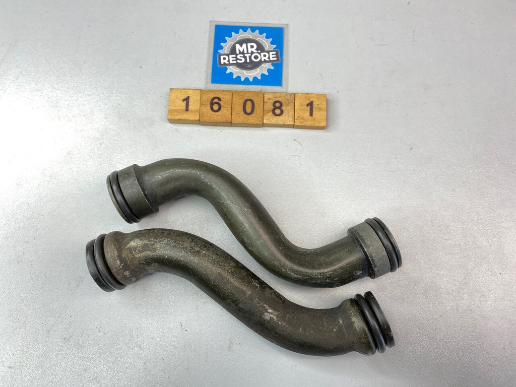 Suzuki GSXR1100 1986-88 Oil Pipe Outlet Pair 16480-06B02 