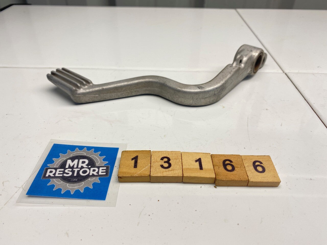 Kawasaki GPZ900R ZX900 OEM Rear Brake Lever assy. 43001-1174