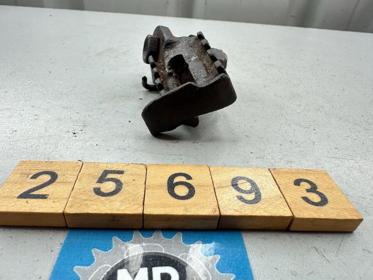 Yamaha TY250 TY175 DT360 DT250 DT175 DT125 DT100 Left Foot Rest Peg & Bolt