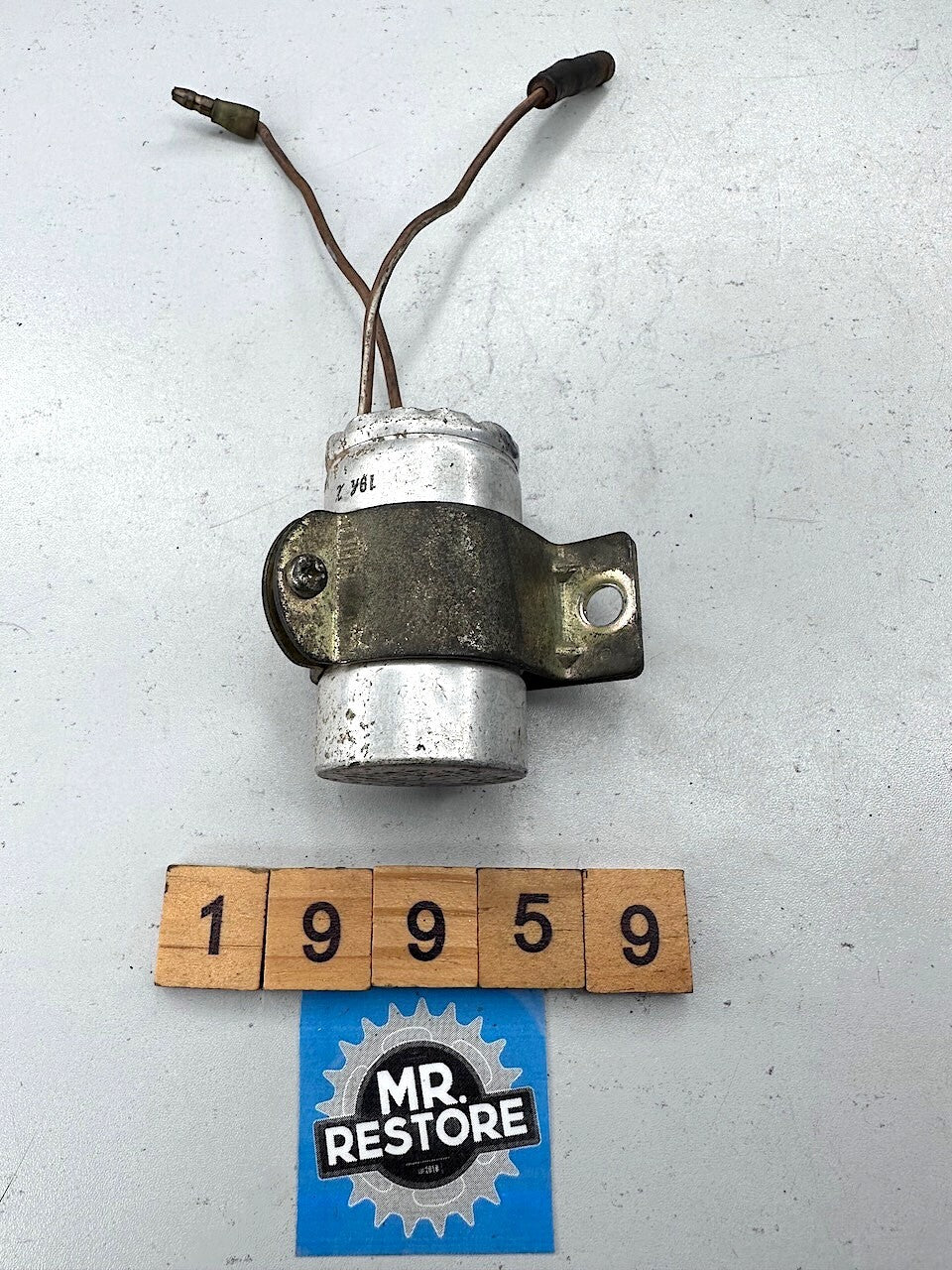 Yamaha 6V Vintage Nippon Denso Turn Signal Flasher Relay 061300-3020