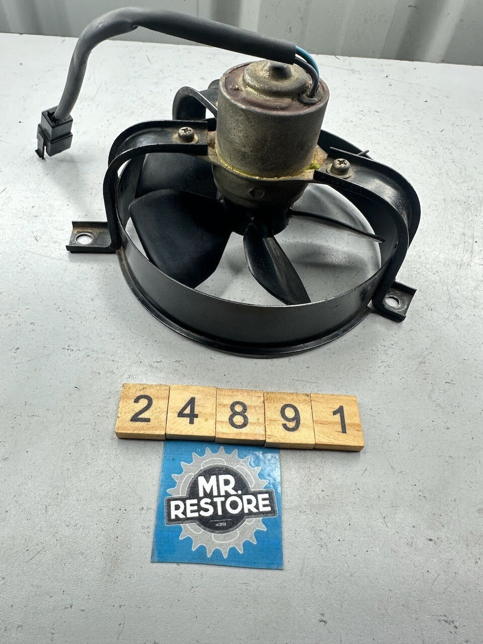 Honda CH250 Spacy Elite Radiator Fan (tested) 19015-KM1-831  19009-KM3-003