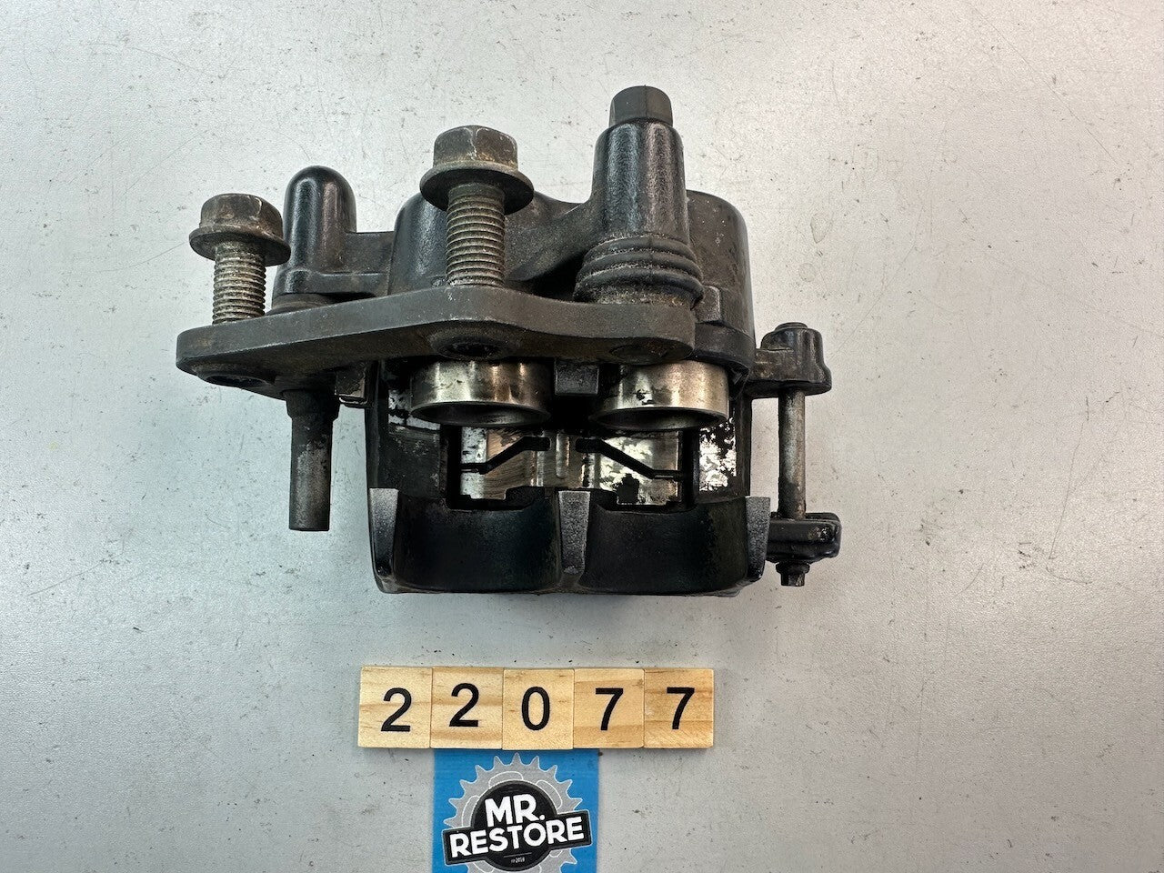 Suzuki GSF250 Bandit Front Brake Caliper 59300-33D00